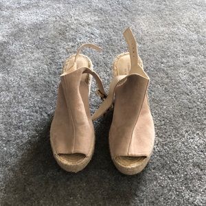 Kenneth Cole Suede Wedge